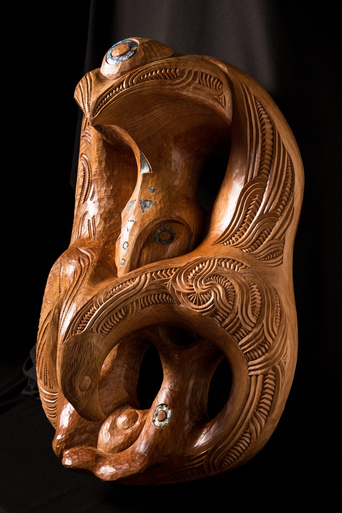 Tikitiki a Mata, from the side: the forms curling around each other.