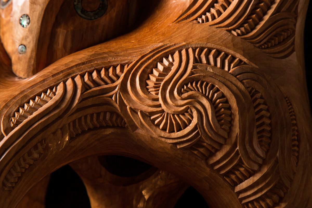 Tikitiki a Mata: the carved surface patterns, close.